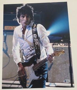 RONNIE WOOD RON SIGNED AUTOGRAPH 11×14 PHOTO THE ROLLING STONES BECKETT BAS COA COLLECTIBLE MEMORABILIA