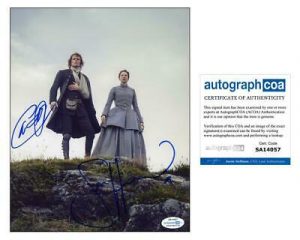 SAM HEUGHAN & CAITRIONA BALFE “OUTLANDER” AUTOGRAPHS SIGNED 8×10 PHOTO E ACOA  COLLECTIBLE MEMORABILIA