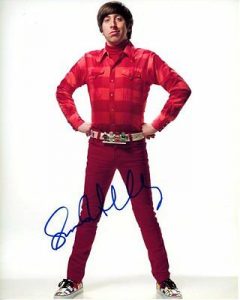 SIMON HELBERG SIGNED AUTOGRAPHED THE BIG BANG THEORY HOWARD WOLOWITZ PHOTO COLLECTIBLE MEMORABILIA