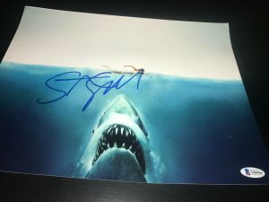 STEVEN SPIELBERG SIGNED AUTOGRAPH 11×14 JAWS POSTER PHOTO SHARK BECKETT BAS NY D COLLECTIBLE MEMORABILIA