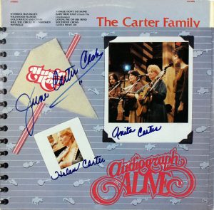 THE CARTER FAMILY (3) JUNE C. CASH, HELEN & ANITA SIGNED ALBUM COVER W VINYL BAS COLLECTIBLE MEMORABILIA