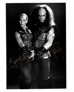 TODD BRYANT AND SPICE WILLIAMS SIGNED AUTOGRAPHED STAR TREK PHOTO COLLECTIBLE MEMORABILIA