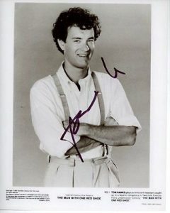 TOM HANKS SIGNED AUTOGRAPHED THE MAN WITH ONE RED SHOW RICHARD HARLAN DREW PHOTO COLLECTIBLE MEMORABILIA