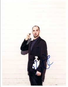 TONY HALE SIGNED AUTOGRAPHED 8×10 PHOTO VEEP ARRESTED DEVELOPMENT COA VD COLLECTIBLE MEMORABILIA