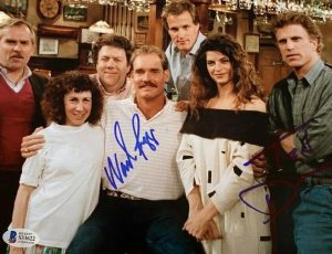 WADE BOGGS SIGNED AUTOGRAPHED 8×10 PHOTO REDSOX CHEERS TED DANSON BECKETT COA COLLECTIBLE MEMORABILIA