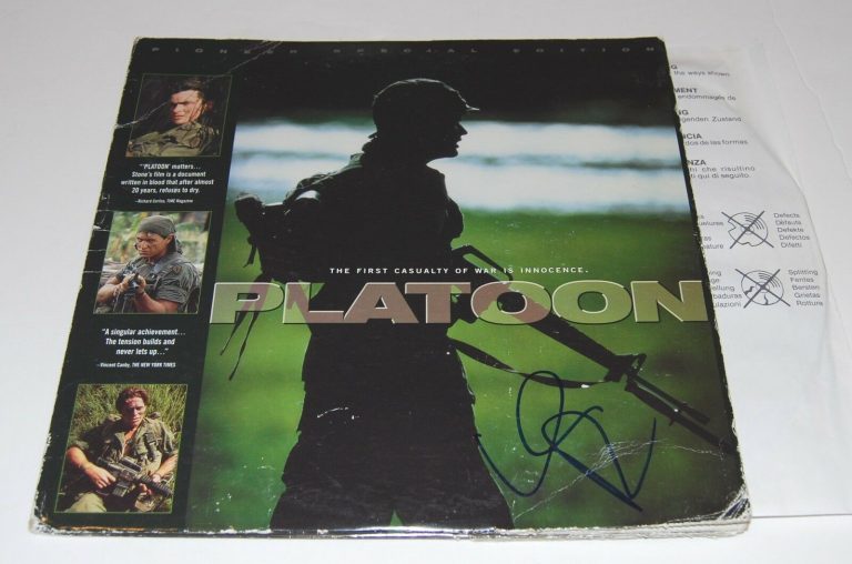 WILLEM DAFOE SIGNED (PLATOON) LASERDISC MOVIE W/COA  COLLECTIBLE MEMORABILIA