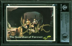 WILLIAM SHATNER SIGNED 1976 STAR TREK #47 THE GUARDIAN OF FOREVER CARD BAS SLAB COLLECTIBLE MEMORABILIA