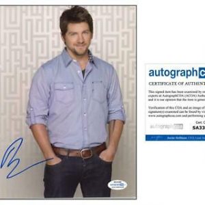 Zachary Knighton "Happy Endings" AUTOGRAPH Signed 'Dave Rose' 8x10 Photo C ACOA Collectible Memorabilia
