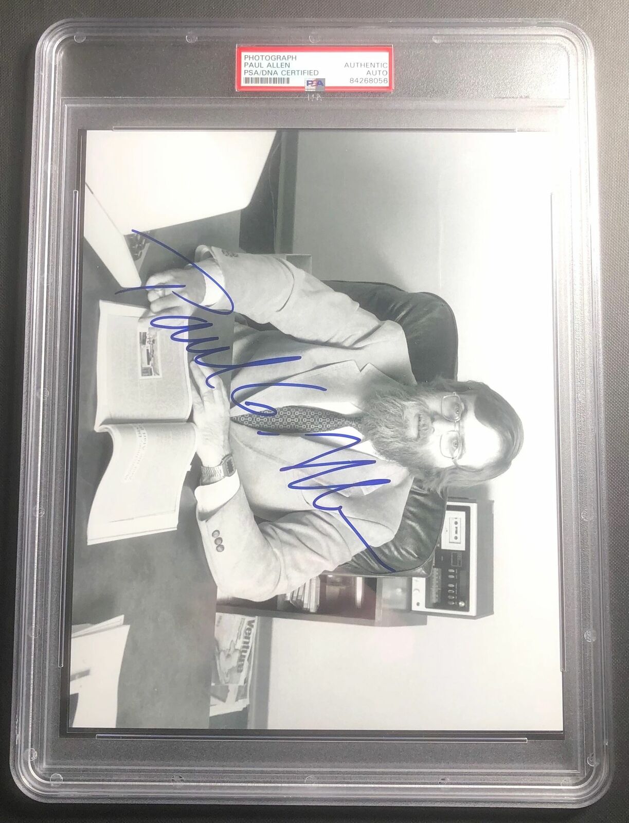 PAUL ALLEN SIGNED 8×10 PHOTO PSA/DNA ENCAPSULATED MICROSOFT AUTOGRAPHED COLLECTIBLE MEMORABILIA