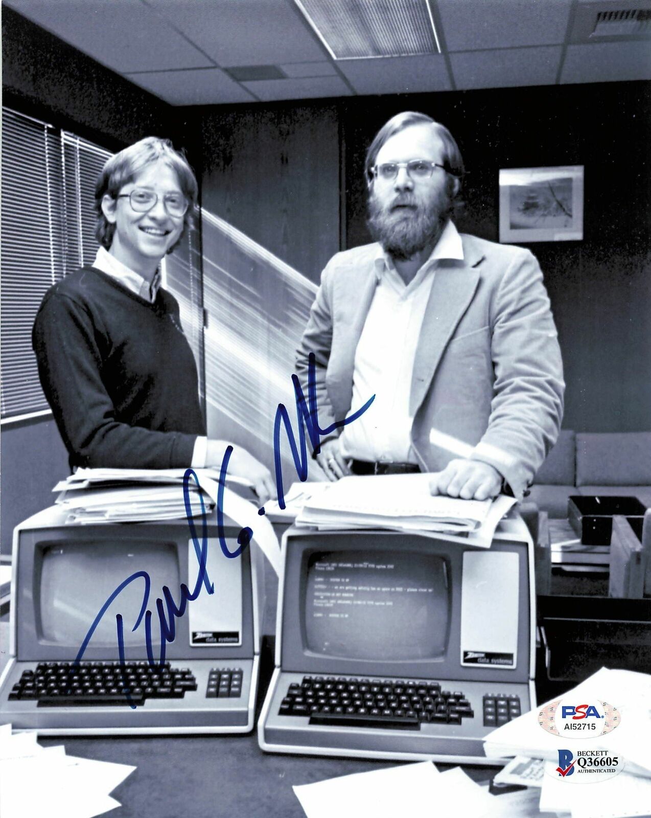 PAUL ALLEN SIGNED 8×10 PHOTO PSA/DNA LOA MICROSOFT AUTOGRAPHED COLLECTIBLE MEMORABILIA