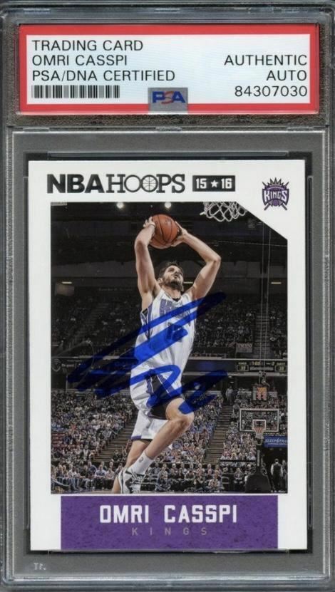 2015-16 NBA Hoops #166 Omri Casspi Signed Card AUTO PSA/DNA Slabbed