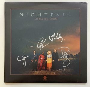 LITTLE BIG TOWN SIGNED AUTOGRAPH ALBUM VINYL RECORD NIGHTFALL KAREN FAIRCHILD +3 COLLECTIBLE MEMORABILIA