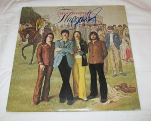 BURTON CUMMINGS SIGNED THE GUESS WHO FLAVOURS VINYL RECORD COLLECTIBLE MEMORABILIA