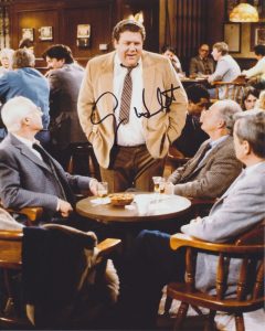 GEORGE WENDT SIGNED CHEERS 8X10 PHOTO COLLECTIBLE MEMORABILIA