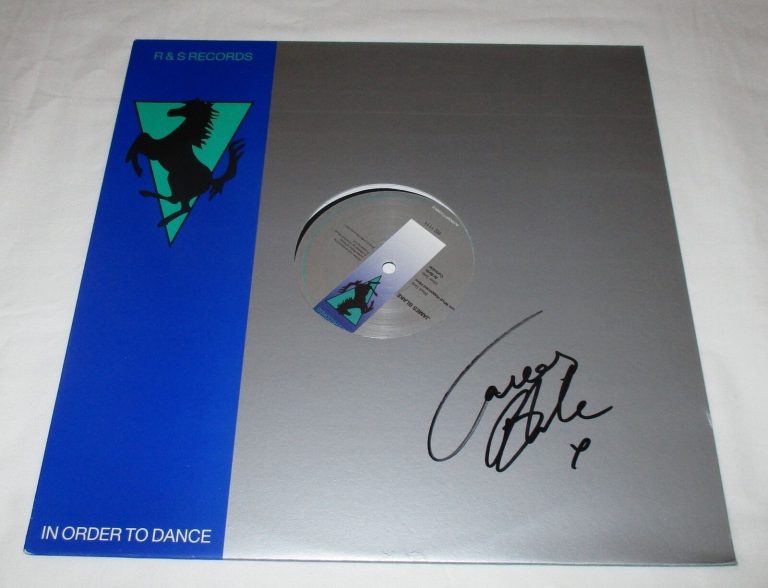 JAMES BLAKE SIGNED IN ORDER TO DANCE VINYL RECORD COLLECTIBLE MEMORABILIA