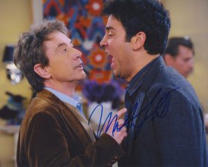 MARTIN SHORT SIGNED HOW I MET YOUR MOTHER 8X10 PHOTO COLLECTIBLE MEMORABILIA