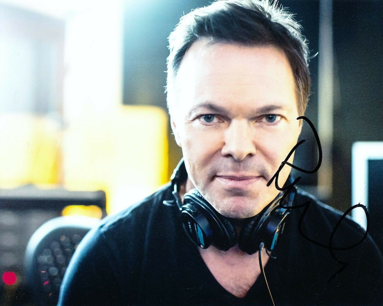 PETE TONG SIGNED 8X10 PHOTO 8 Autographia