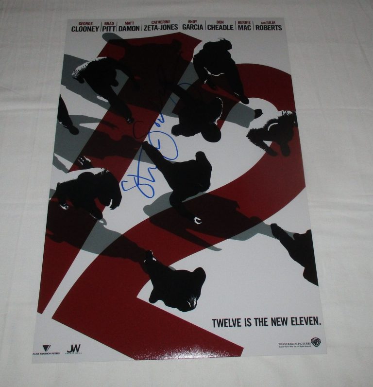STEVEN SODERBERGH SIGNED OCEAN’S TWELVE 12X18 MOVIE POSTER COLLECTIBLE MEMORABILIA
