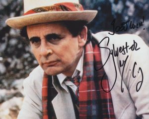 SYLVESTER MCCOY SIGNED DOCTOR WHO 8X10 PHOTO