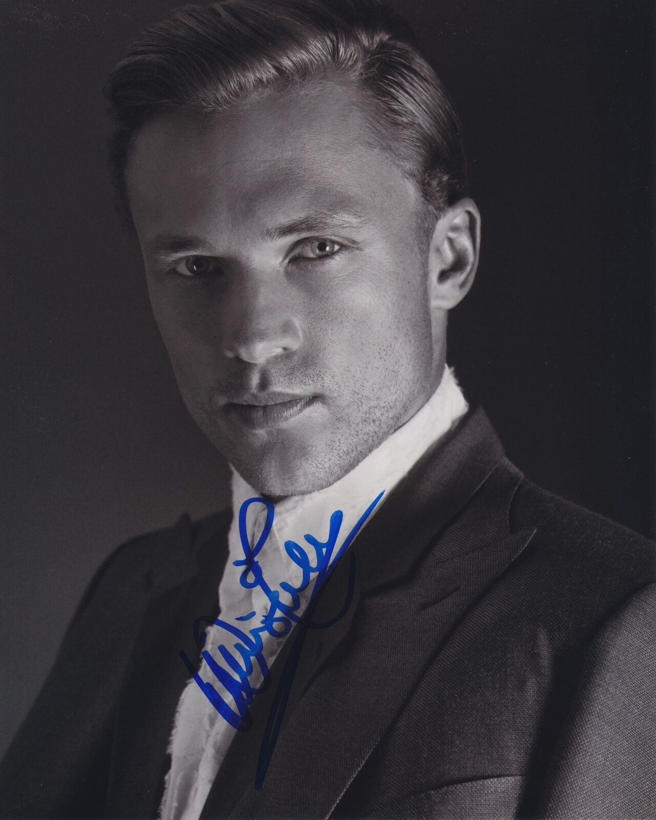 WILLIAM MOSELEY SIGNED 8X10 PHOTO | Autographia