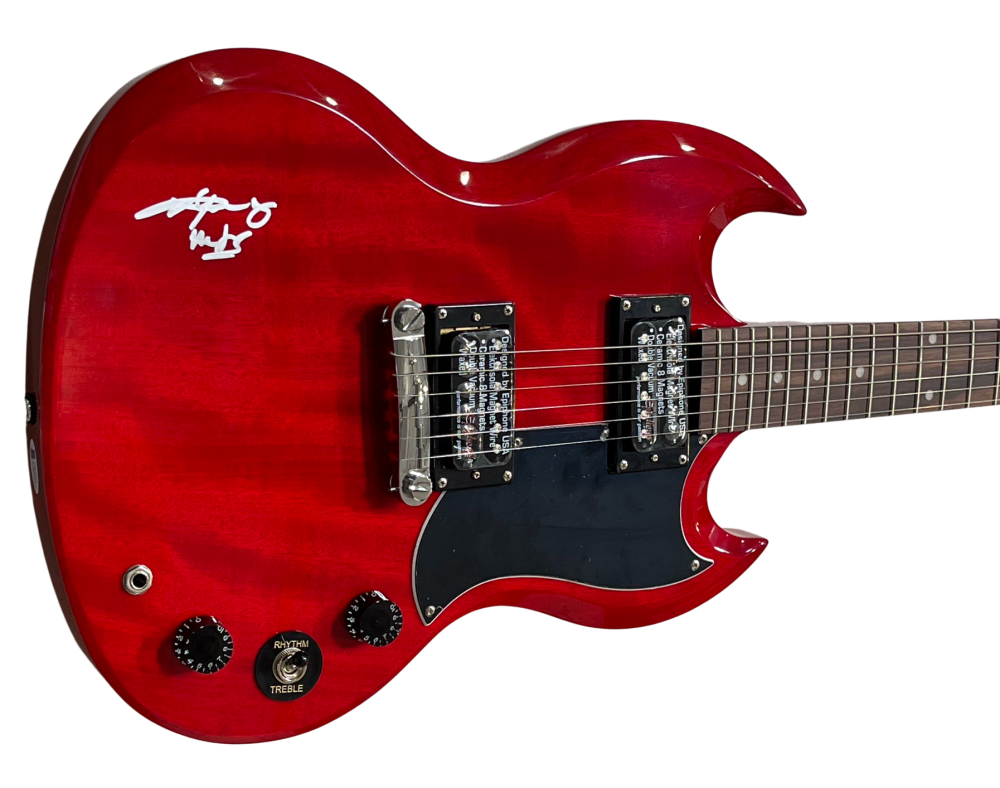 ANGUS YOUNG ACDC SIGNED FULL SIZE ELETRIC GUITAR SG EPIPHONE CHERRY PROOF BAS G COLLECTIBLE MEMORABILIA