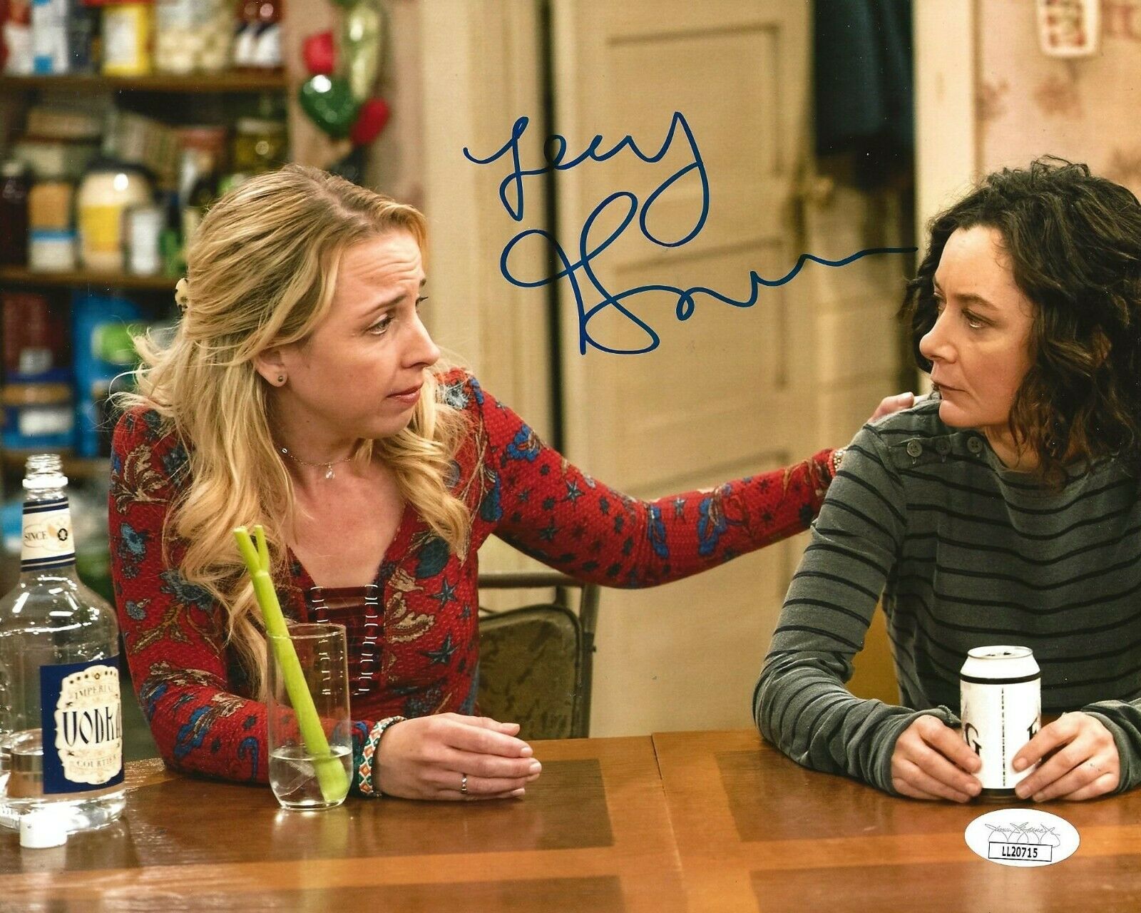 Lecy Goranson Roseanne signed The Conners 8x10 photo autographed Becky