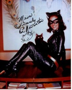 LEE MERIWETHER SIGNED AUTOGRAPHED BATMAN CATWOMAN PHOTO GREAT CONTENT COLLECTIBLE MEMORABILIA