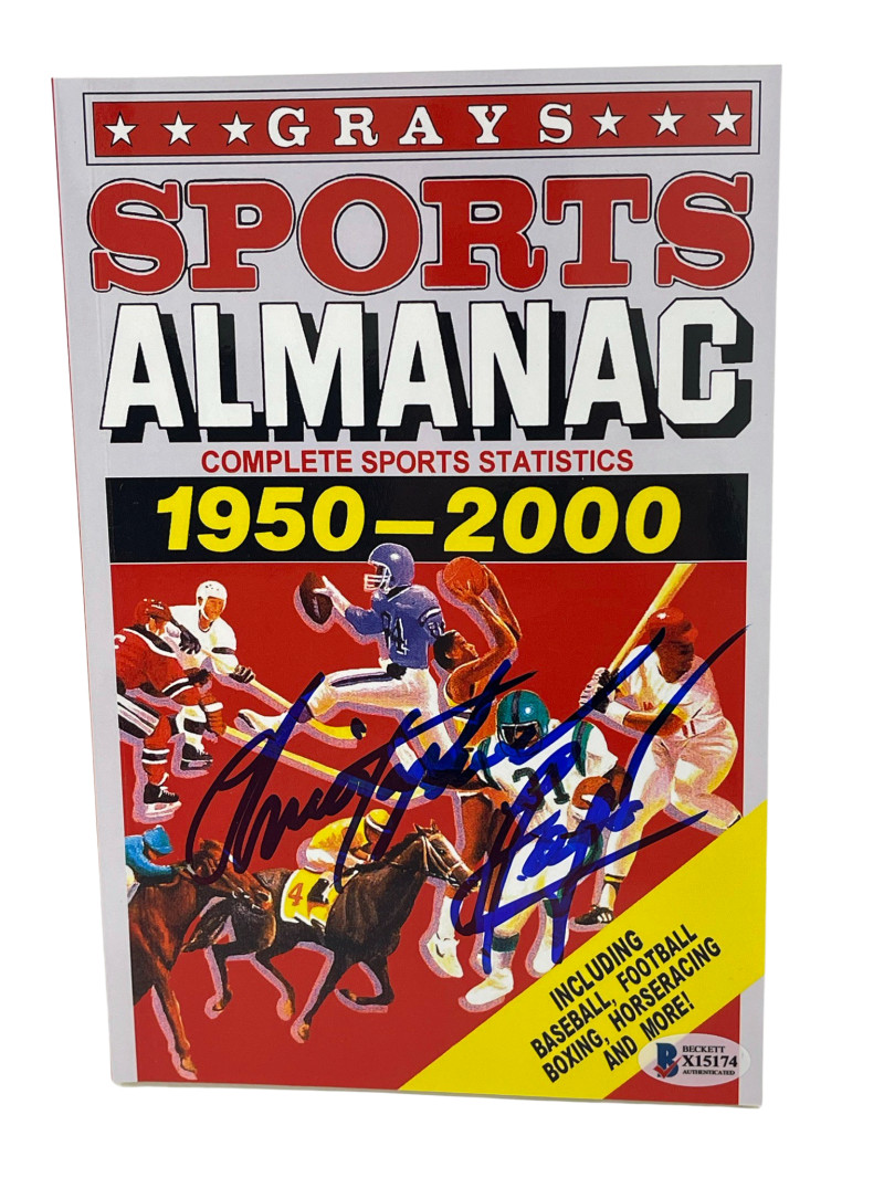 CHRISTOPHER LLOYD SIGNED BACK TO THE FUTURE GRAYS ALMANAC AUTOGRAPH BECKETT 9