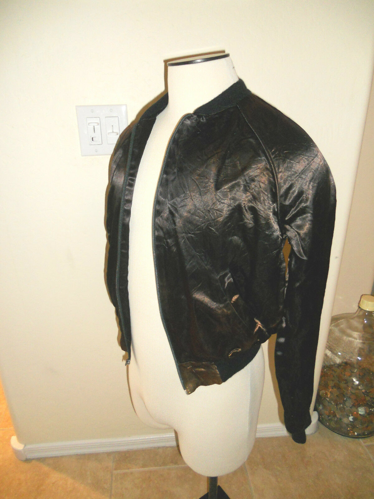1983 AC/DC Flick Of The Switch US Crew Black Satin Tour Jacket Size Med.