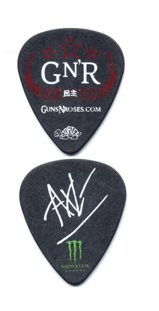 GUNS ROSES GNR AXL ROSES 2011 2012 REAL CONCERT TOUR GUITAR PICK COLLECTIBLE MEMORABILIA