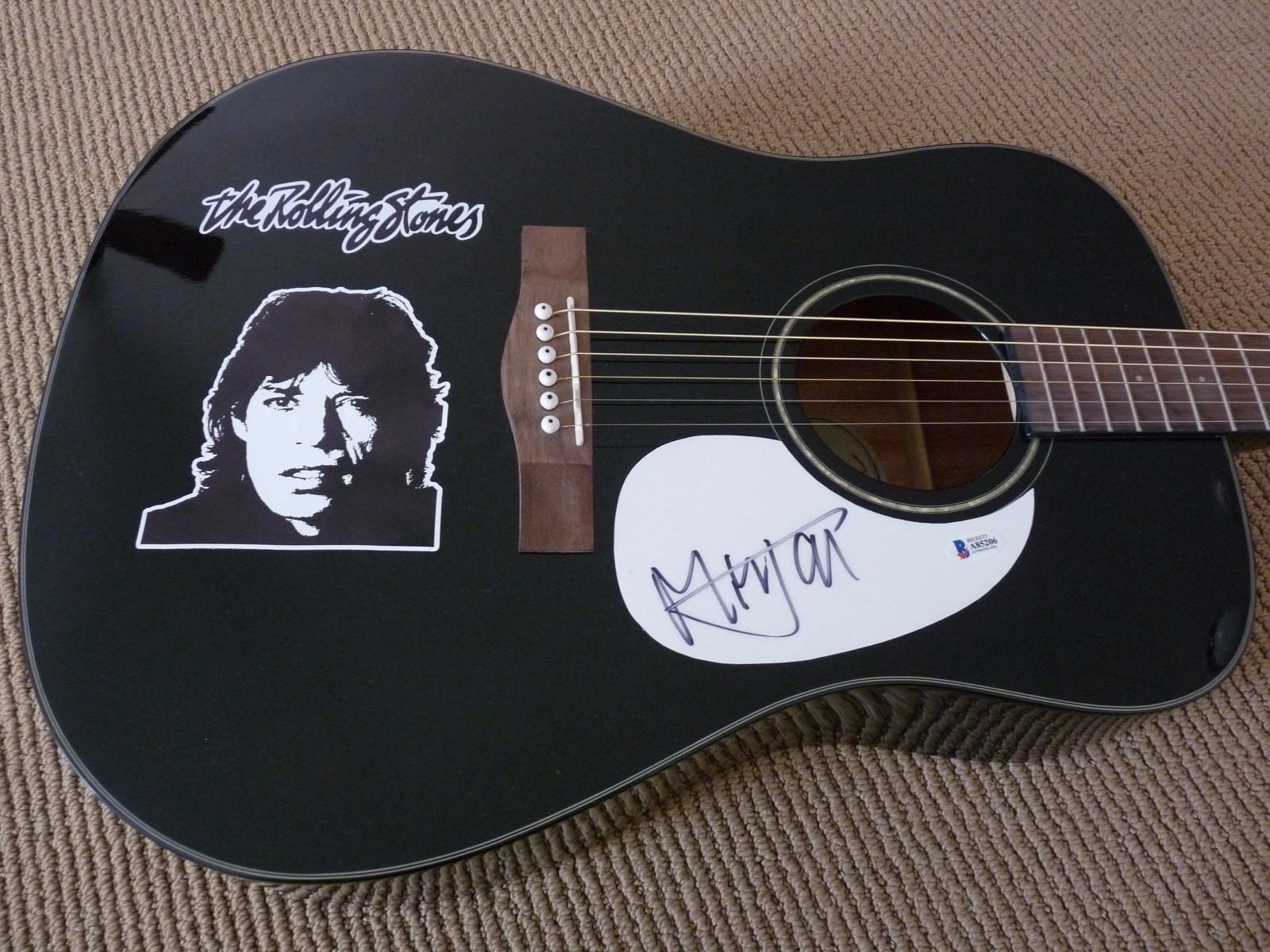 Mick Jagger Rolling Stones Signed Acoustic Guitar & Case Beckett Certified