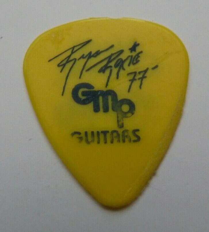 ALICE COOPER BAND RYAN ROXIE YELLOW TOUR ISSUED GUITAR PICK
