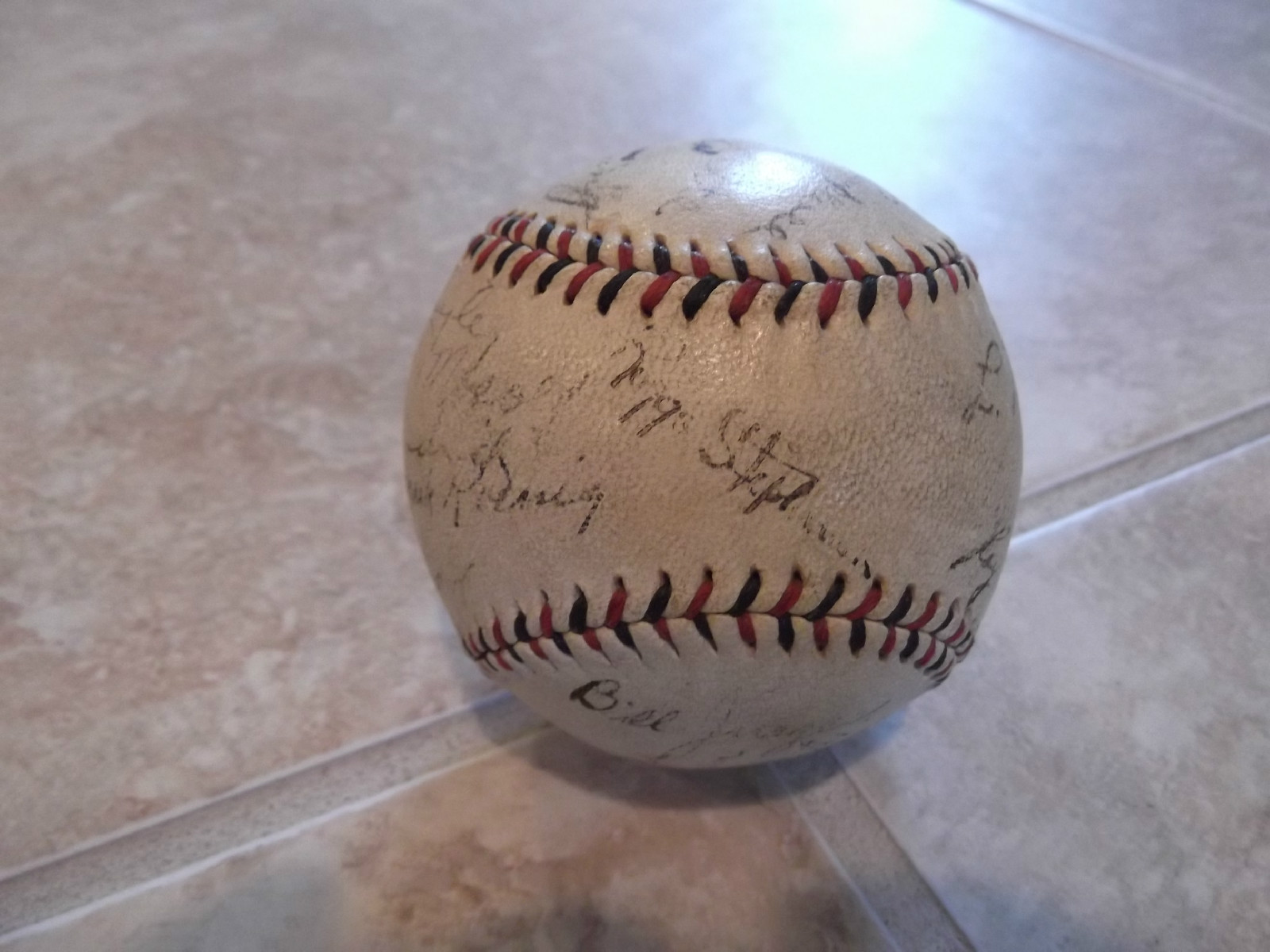 1933 CHICAGO CUBS TEAM SIGNED BASEBALL KIKI CUYLER HARTNETT HERMAN PSA CERTIFIED COLLECTIBLE MEMORABILIA