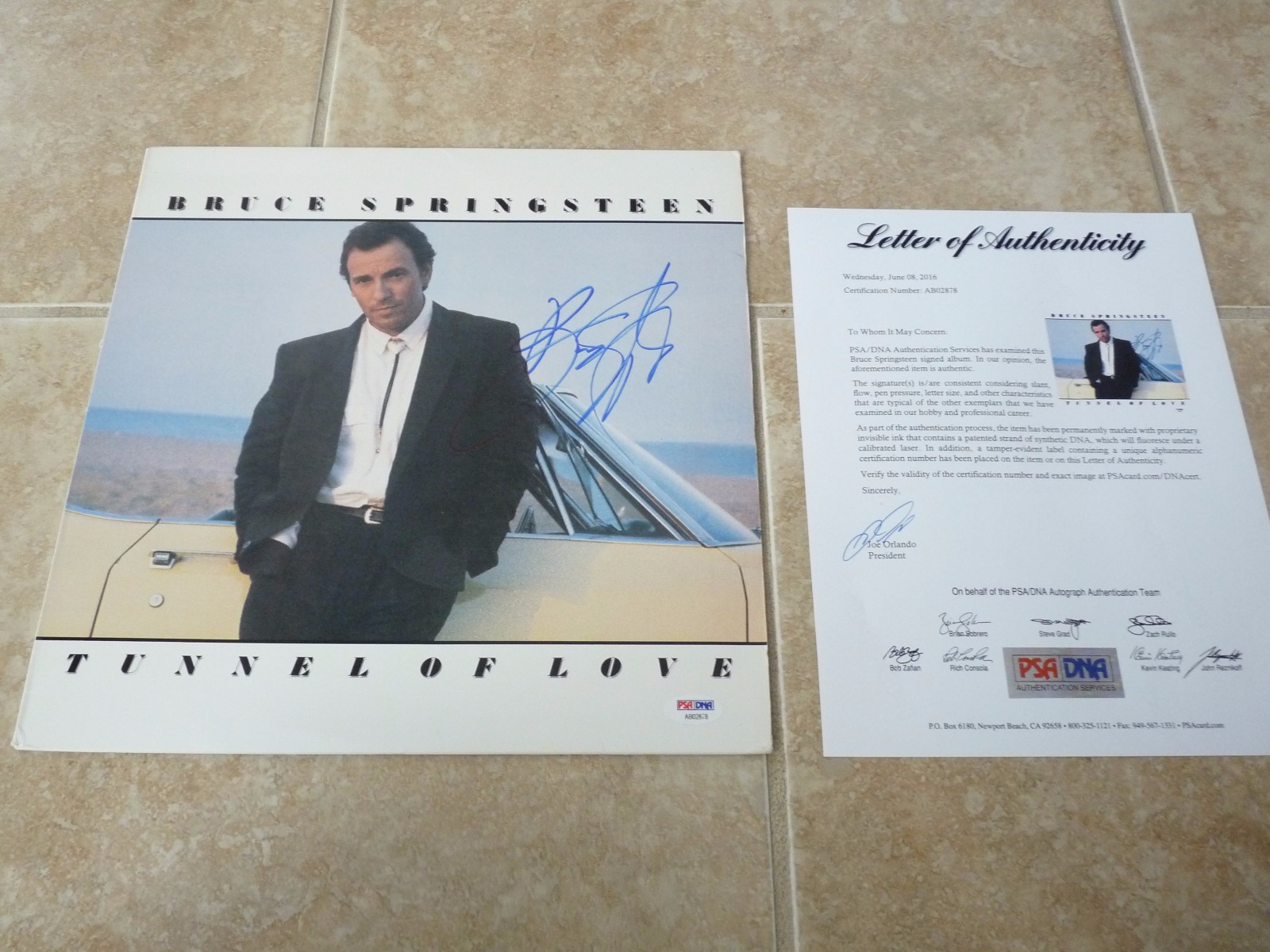 Bruce Springsteen Signed Autographed Tunnel Of Love Album LP PSA Certified