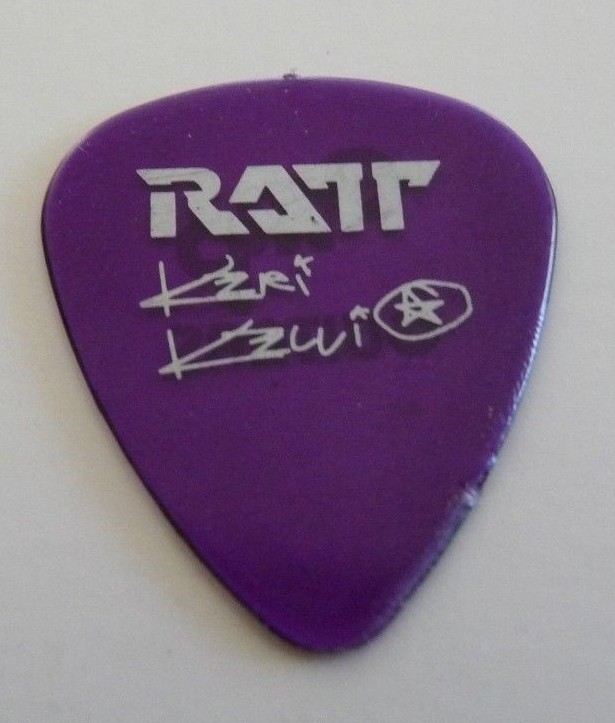 Keri Kelli Ratt Purple Tour Concert Issued Guitar Pick