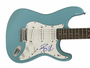 BILLIE JOE ARMSTRONG GREEN DAY SIGNED FULL SIZE ELECTRIC GUITAR FENDER BECKETT COLLECTIBLE MEMORABILIA