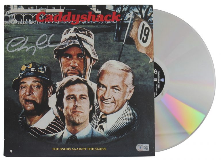 CHEVY CHASE AUTHENTIC SIGNED CADDYSHACK LASER DISC COVER W/DISC BAS WIT #WR44151 COLLECTIBLE MEMORABILIA