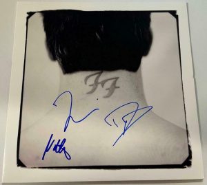 FOO FIGHTERS DAVE GROHL BAND SIGNED ALBUM THERE IS NOTHING LEFT TO LOSE PSA LOA COLLECTIBLE MEMORABILIA