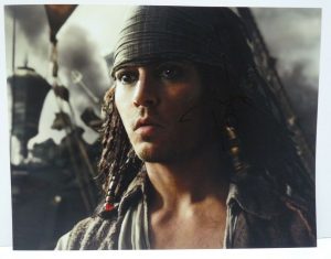 JOHNNY DEPP SIGNED AUTOGRAPHED SEXY PIRATES 11×14 PHOTO BAS CERTIFIED #3 F7 COLLECTIBLE MEMORABILIA