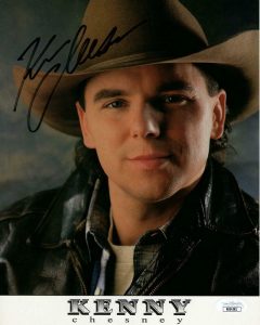 KENNY CHESNEY SIGNED AUTOGRAPH 8X10 PHOTO – COUNTRY MUSIC SUPERSTAR RARE! W/ JSA COLLECTIBLE MEMORABILIA