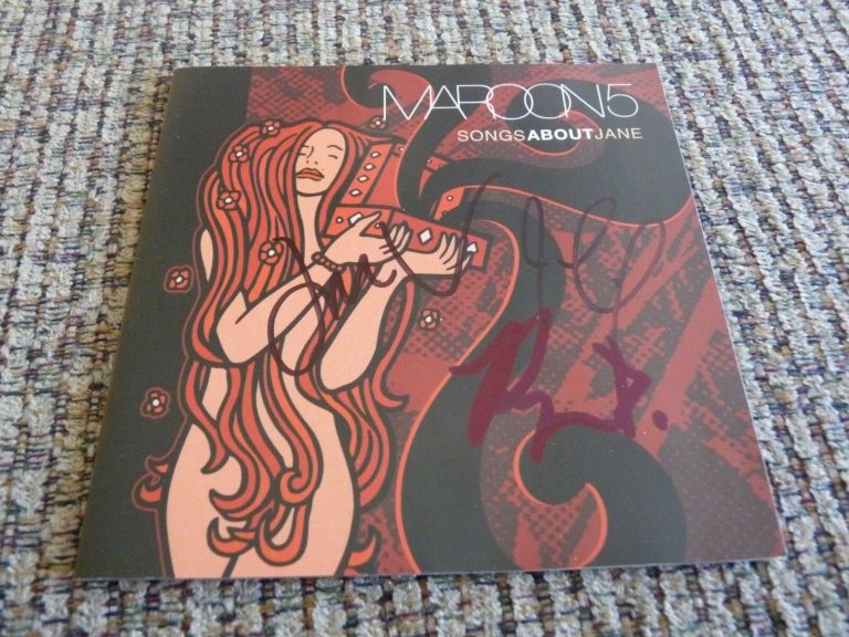 MAROON 5 JAMES JESSE & RYAN AUTOGRAPHED SIGNED CD BOOK PSA GUARANTEED COLLECTIBLE MEMORABILIA