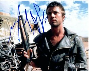 MEL GIBSON SIGNED 8×10 MAD MAX PHOTO BECKETT BAS COLLECTIBLE MEMORABILIA