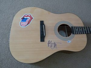 MICK JAGGER ROLLING STONES SIGNED AUTOGRAPHED ACOUSTIC GUITAR BECKETT CERTIFIED COLLECTIBLE MEMORABILIA