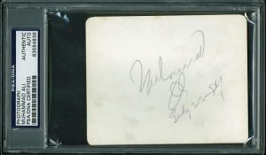 MUHAMMAD ALI BOXING AUTHENTIC SIGNED 3.5X4.5 PHOTO AUTOGRAPHED PSA/DNA SLABBED COLLECTIBLE MEMORABILIA