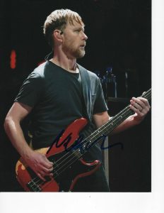 NATE MENDEL PLAYING RED GUITAR FOO FIGHTERS SIGNED 8X10 COLLECTIBLE MEMORABILIA