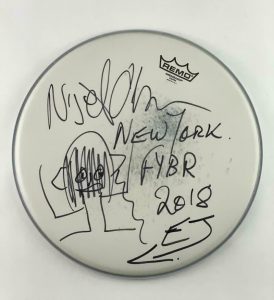 NIGEL OLSSON SIGNED AUTOGRAPH STAGE USED DRUMHEAD W/ SKETCH – ELTON JOHN DRUMMER COLLECTIBLE MEMORABILIA