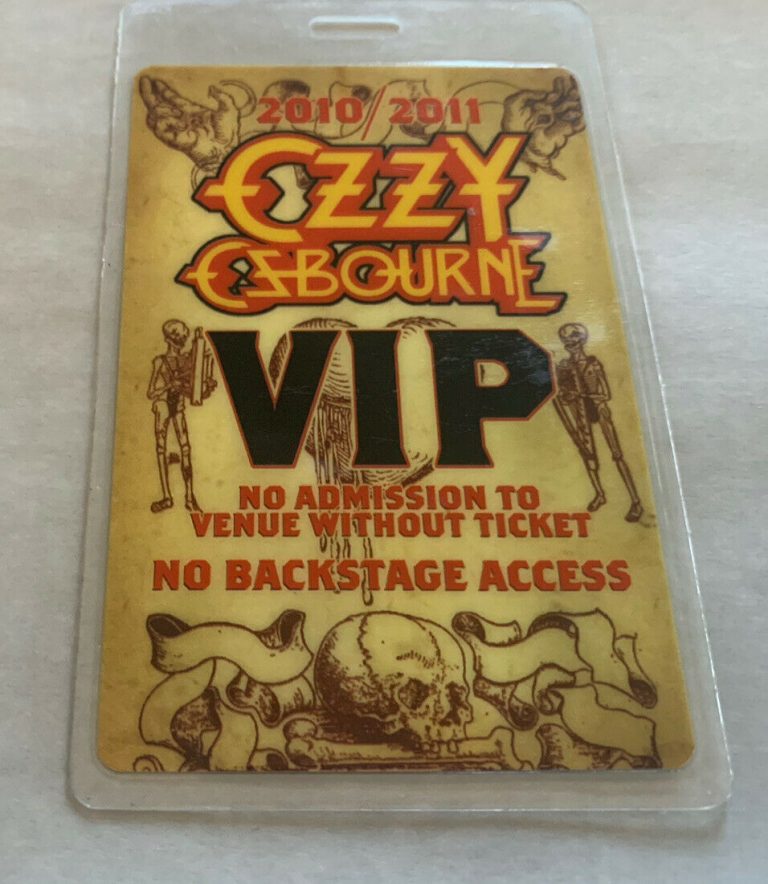 OZZY OSBOURNE 2010 2011 VIP CONCERT TOUR LAMINATE BACKSTAGE PASS COLLECTIBLE MEMORABILIA