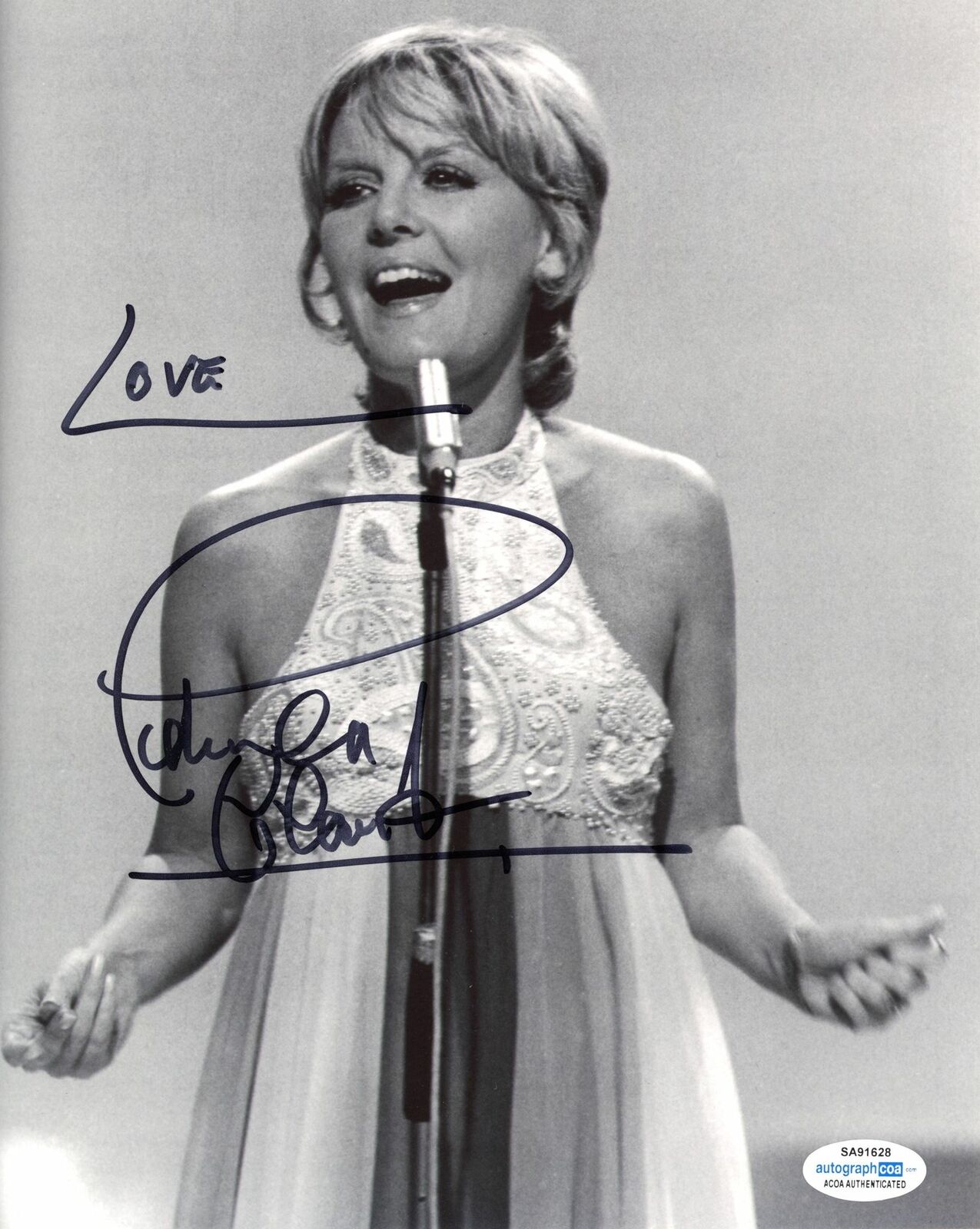 PETULA CLARK SIGNED 8X10 PHOTO 2 ACOA | Autographia