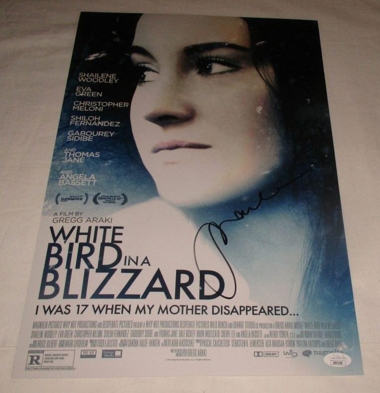 SHAILENE WOODLEY SIGNED WHITE BIRD IN A BLIZZARD 12X18 MOVIE POSTER JSA COLLECTIBLE MEMORABILIA