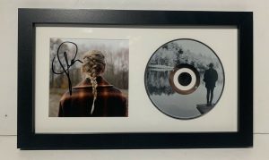 TAYLOR SWIFT EVERMORE SIGNED AUTOGRAPHED FRAMED CD DISPLAY BAS CERTIFIED COLLECTIBLE MEMORABILIA